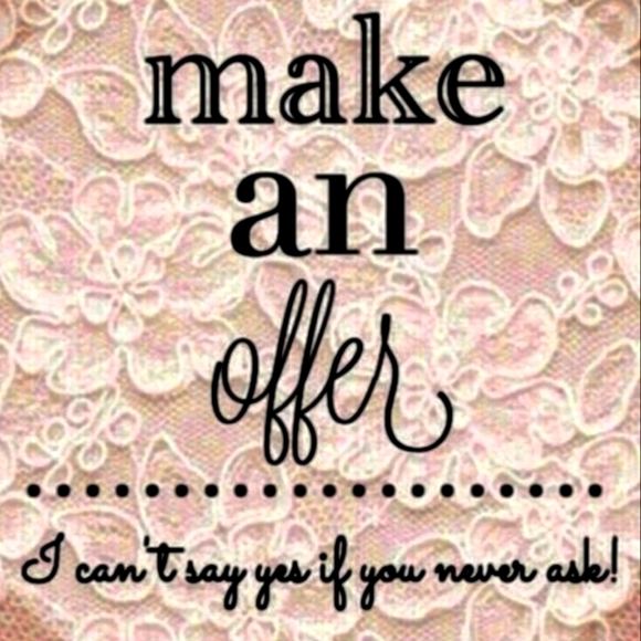 Meet your Posher, Joni - Picture 2 of 3